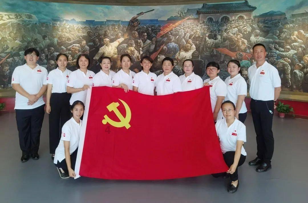 【两会·黔言】韩连昌委员:改善煤矿周边环境 关注职工所需所求